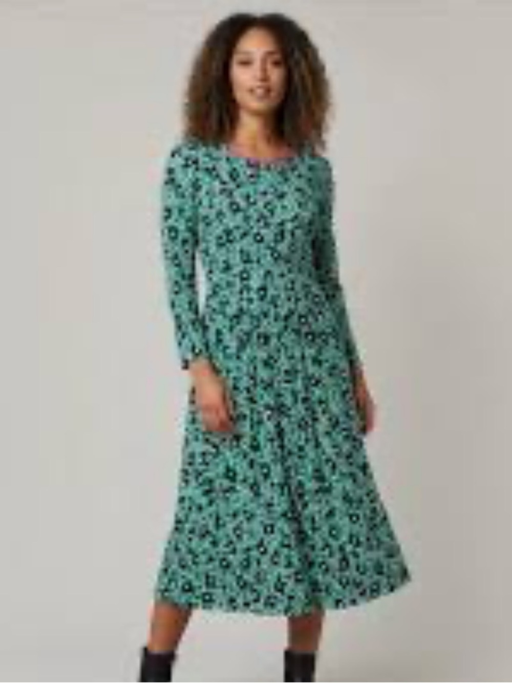 Eliza J Mint Green Floral Long Sleeve Midi Dress- worn once. 130 retail